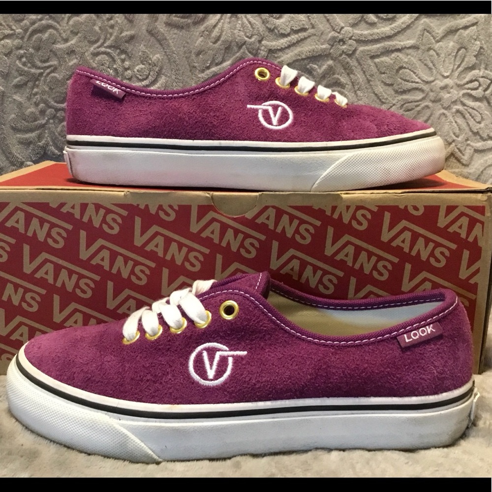 VANS LIMITED EDITION OFF THE WALL VAULT SNEAKERS